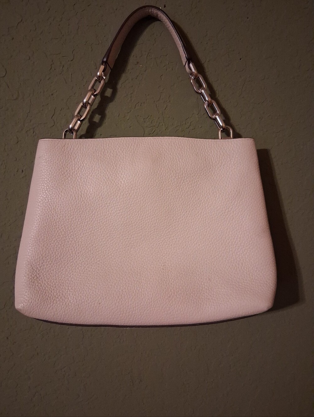 Kate Spade Pebbled Leather Shoulder Bag with Gold Chain - Picture 3 of 16